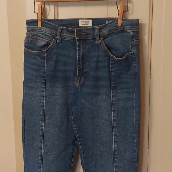 Kensie High Rise Flare Savannah Jeans - Picture 9 of 16